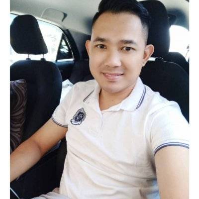 Gambar profil Peter Lawrence